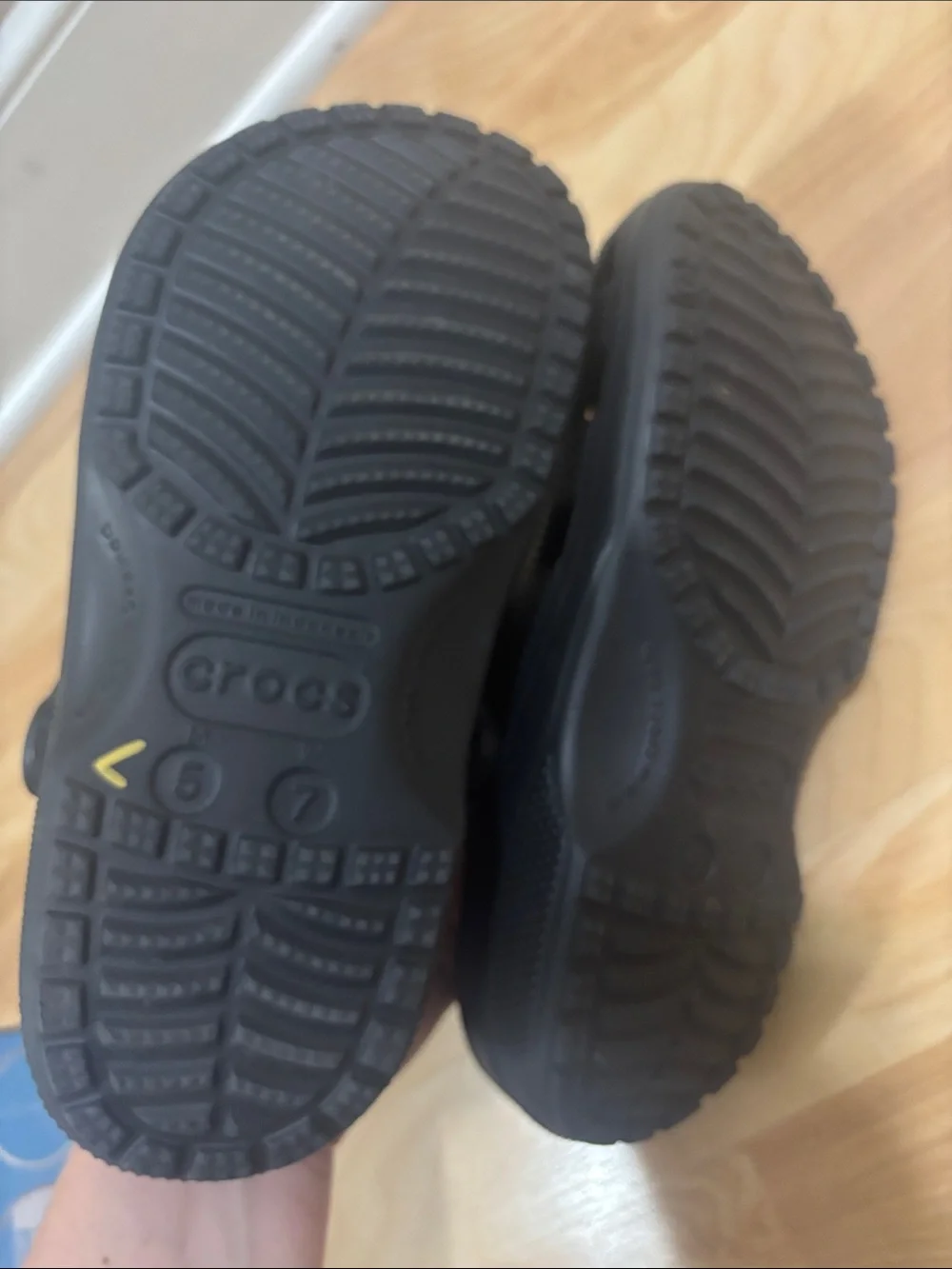 CROCS Kids Classic Clog in Black